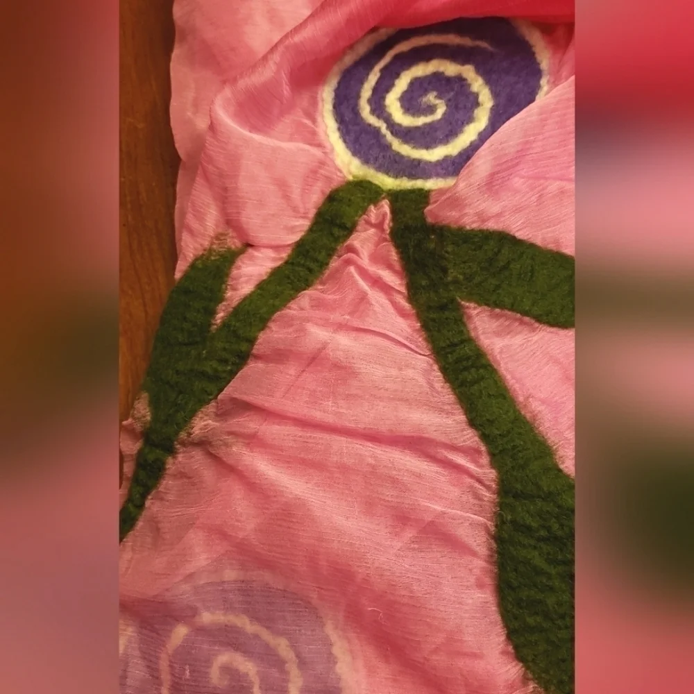 Silk and Wool Scarf Semi Sheer NWT Pinks and Green